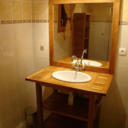 Charming Chalet With Garden In