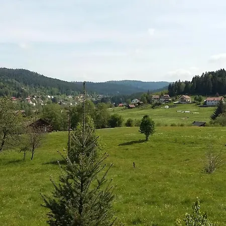 Charming Chalet With Garden In Шале Ксорюпт-Лонжме
